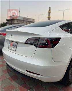 تێسلا مۆدێل 3